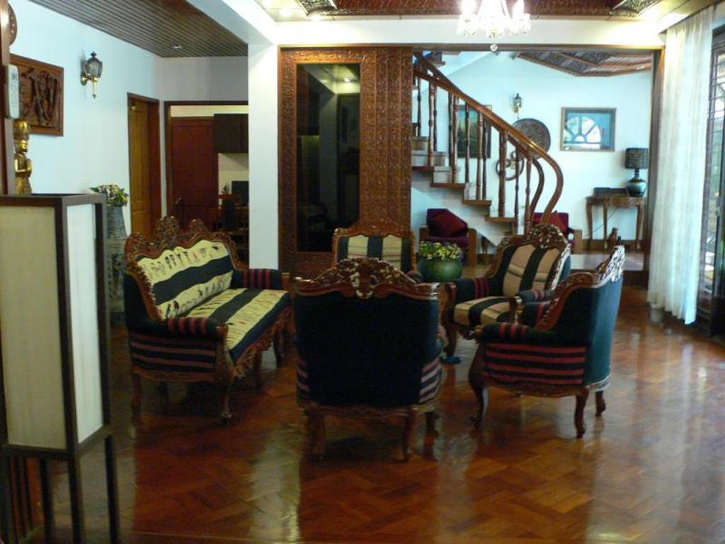 Classique Inn ย่างกุ้ง ภายนอก รูปภาพ